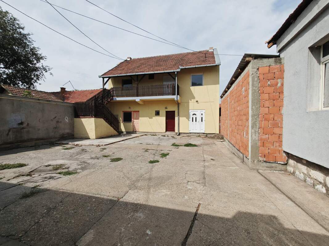 m2Gsigma nekretnine, Zrenjanin, Zeleno polje, petosobna kuća na prodaju, 1129