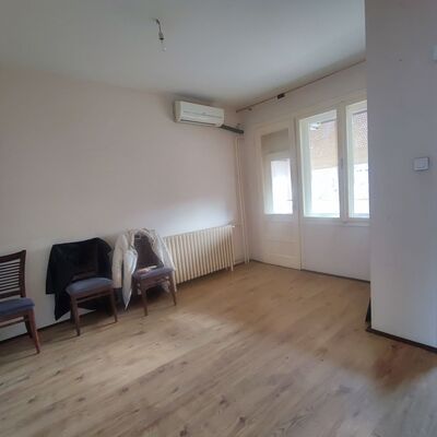 stan, na prodaju, Zrenjanin, Žitni trg