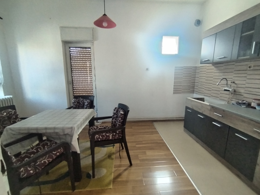 m2Gsigma nekretnine, Zrenjanin, Širi centar, više od šest soba kuća na prodaju, 1948