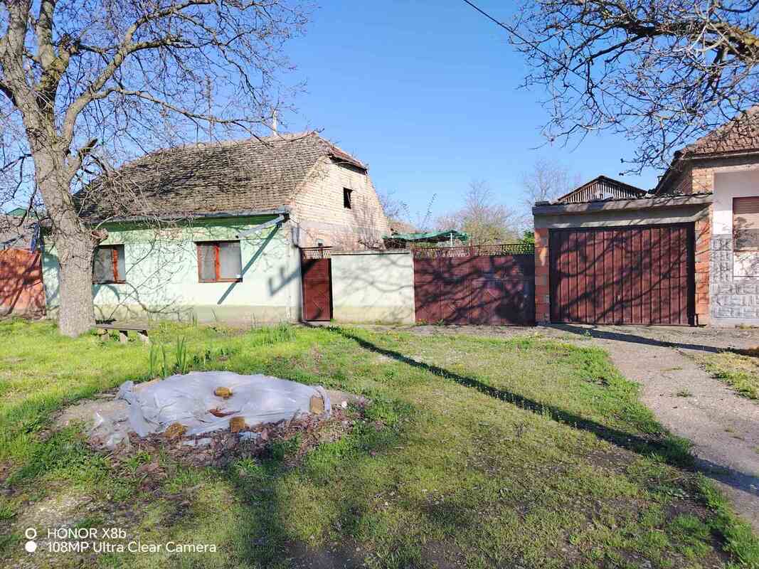 m2Gsigma nekretnine, Zrenjanin okolina, Perlez, četvorosobna kuća na prodaju, 2320