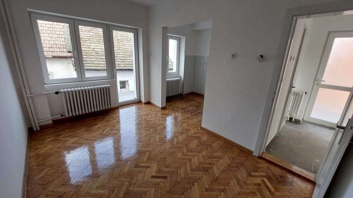 m2Gsigma nekretnine, Zrenjanin, Centar, četvorosobna kuća na prodaju, 2330