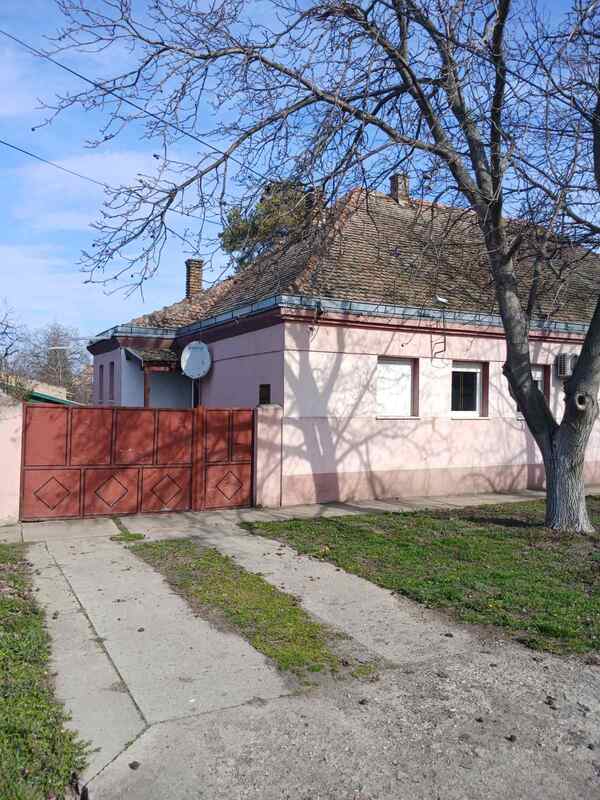 m2Gsigma nekretnine, Zrenjanin okolina, Perlez, trosobna kuća na prodaju, 2357