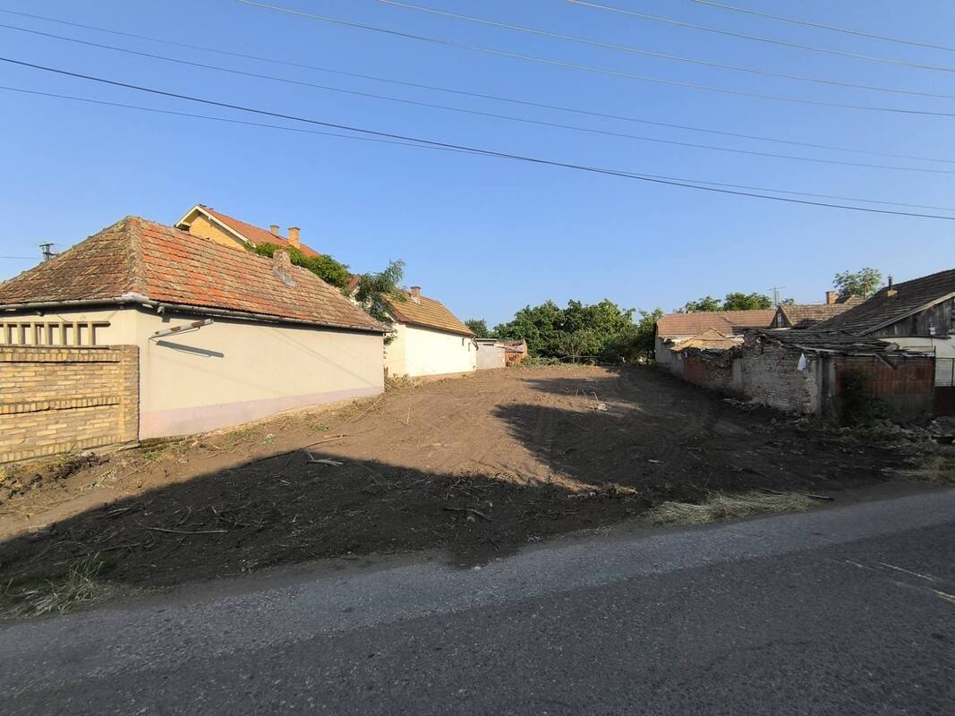 m2Gsigma nekretnine, Zrenjanin okolina, Mužlja plac na prodaju, 2363