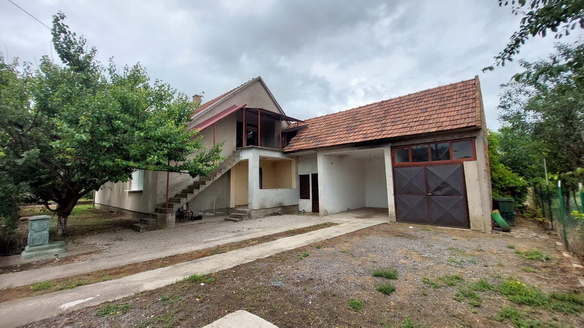 m2Gsigma nekretnine, Žitište okolina, Žitište, petosobna kuća na prodaju, 2405