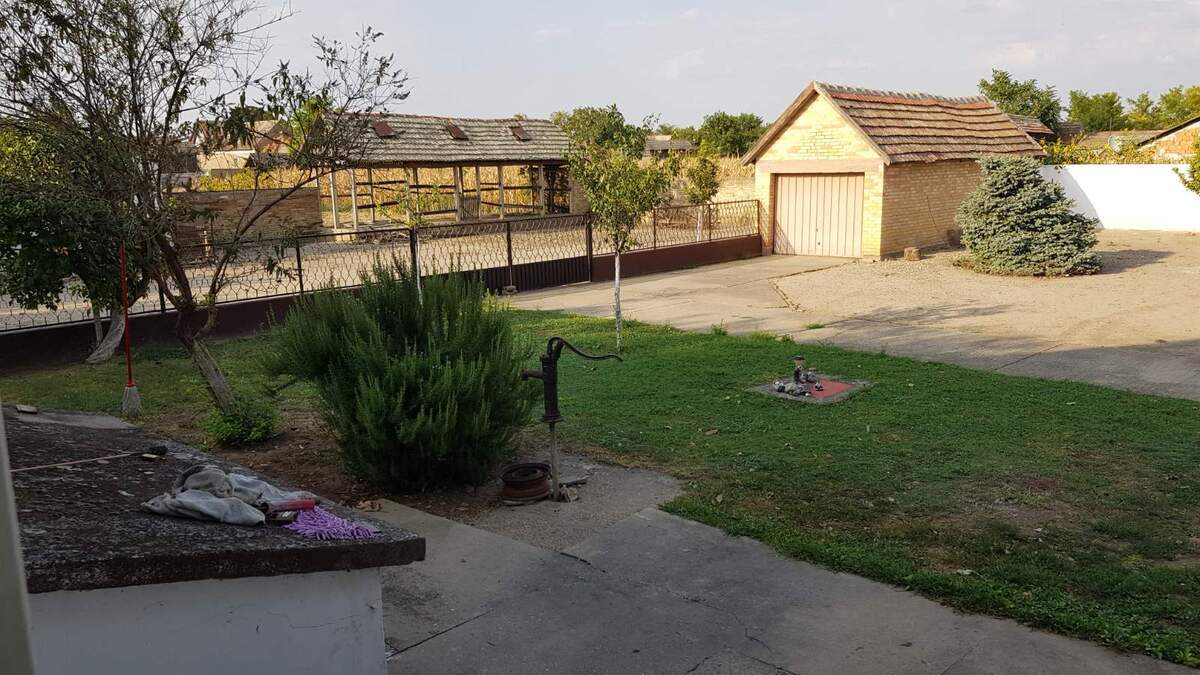 m2Gsigma nekretnine, Žitište okolina, Torak, četvorosobna kuća na prodaju, 2438