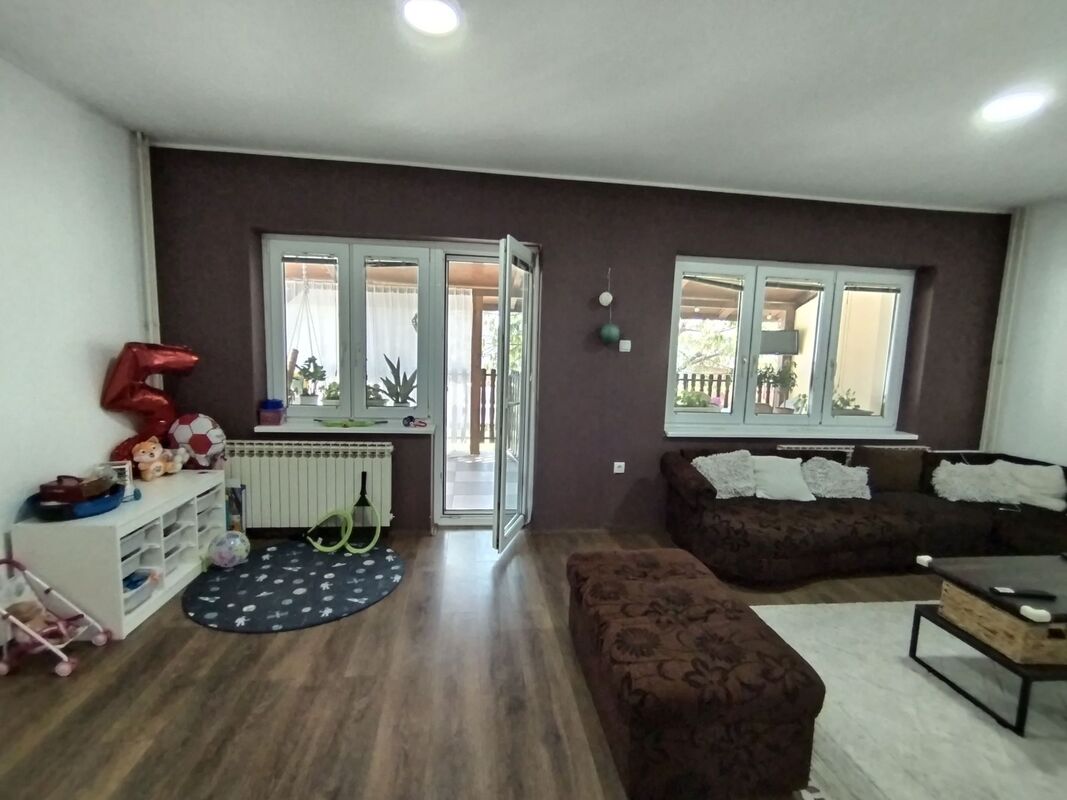 m2Gsigma nekretnine, Zrenjanin, Gradnulica, petosobna kuća na prodaju, 2444