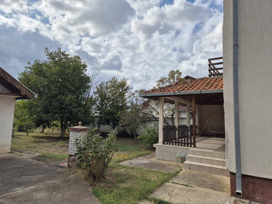 m2Gsigma nekretnine, Zrenjanin okolina, Klek, petosobna kuća na prodaju, 2449