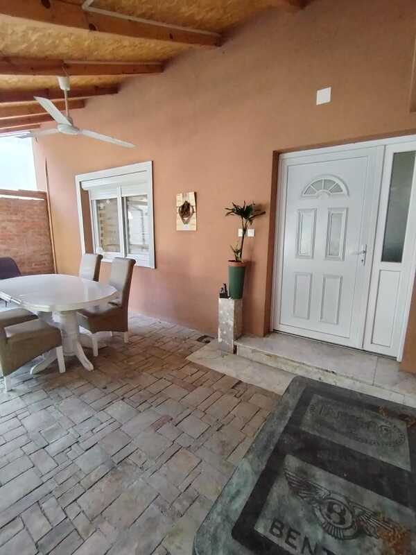 m2Gsigma nekretnine, Zrenjanin, Centar, trosobna kuća na prodaju, 2473