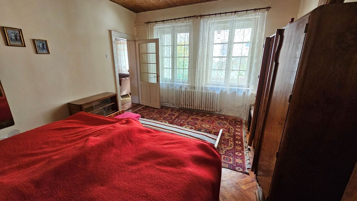 m2Gsigma nekretnine, Zrenjanin, Širi centar, petosobna kuća na prodaju, 2493