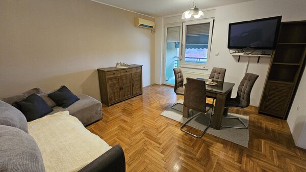 stan, na prodaju, Zrenjanin, Lesnina