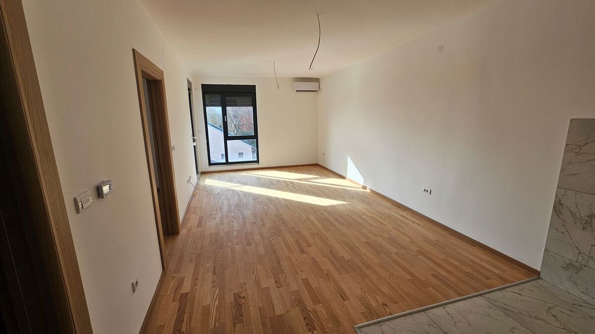 m2Gsigma nekretnine, Zrenjanin, Lesnina, jednoiposoban stan na prodaju, 2501