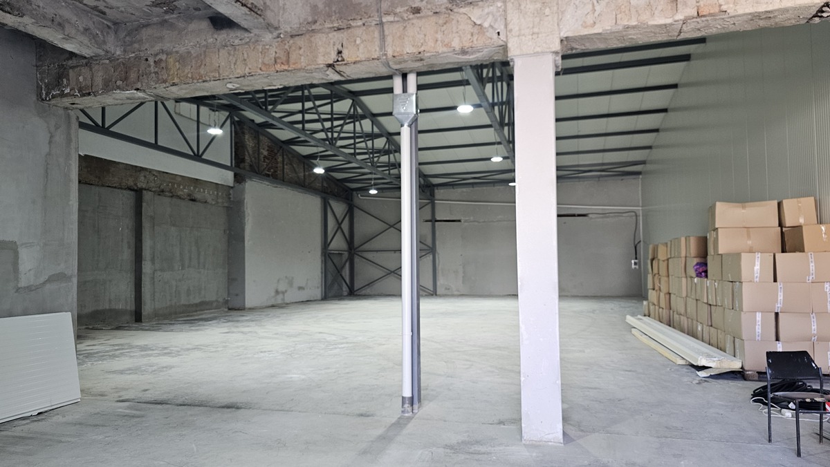 m2Gsigma nekretnine, Zrenjanin, Lesnina, poslovni prostor za izdavanje, 2528