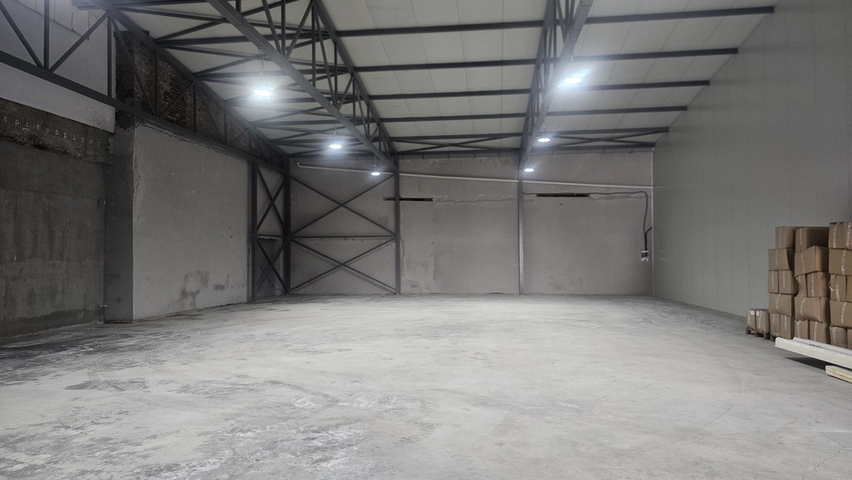 m2Gsigma nekretnine, Zrenjanin, Lesnina, poslovni prostor za izdavanje, 2528