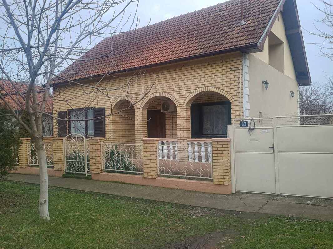 m2Gsigma nekretnine, Kikinda okolina, Bašaid, petosobna kuća na prodaju, 2533