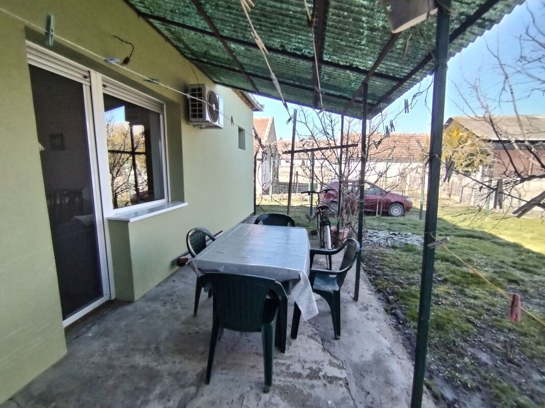 m2Gsigma nekretnine, Zrenjanin okolina, Melenci, četvorosobna kuća na prodaju, 2543