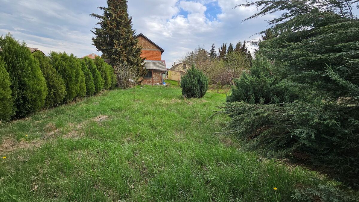 m2Gsigma nekretnine, Zrenjanin, 4. jul, šestosobna kuća na prodaju, 2565