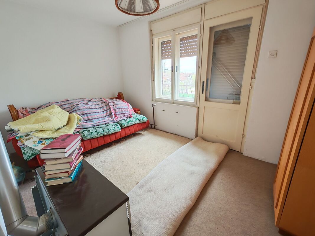 m2Gsigma nekretnine, Zrenjanin okolina, Klek, petosobna kuća na prodaju, 2571