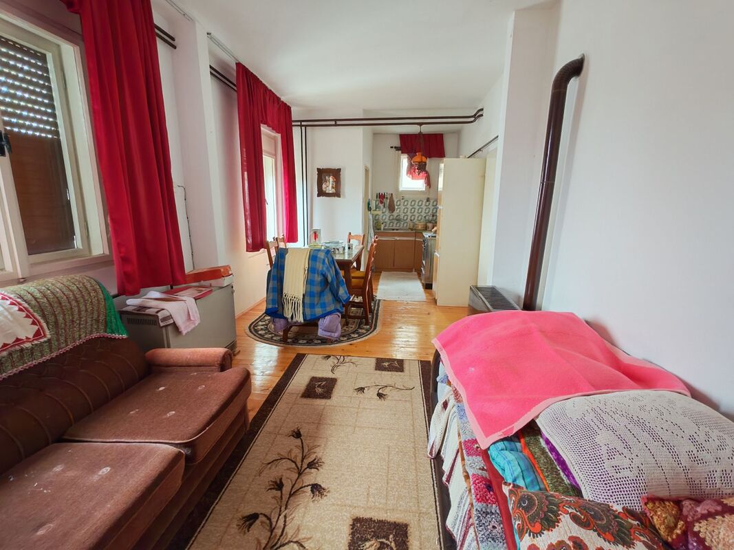 m2Gsigma nekretnine, Zrenjanin okolina, Klek, petosobna kuća na prodaju, 2571