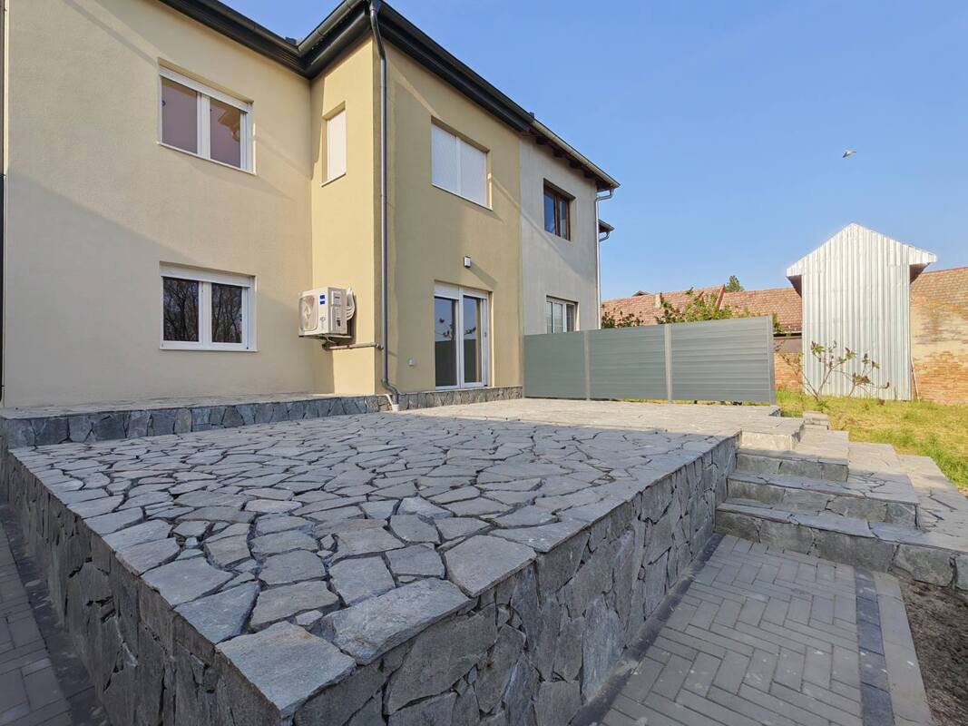 m2Gsigma nekretnine, Zrenjanin, Gradnulica, šestosobna kuća na prodaju, 2574