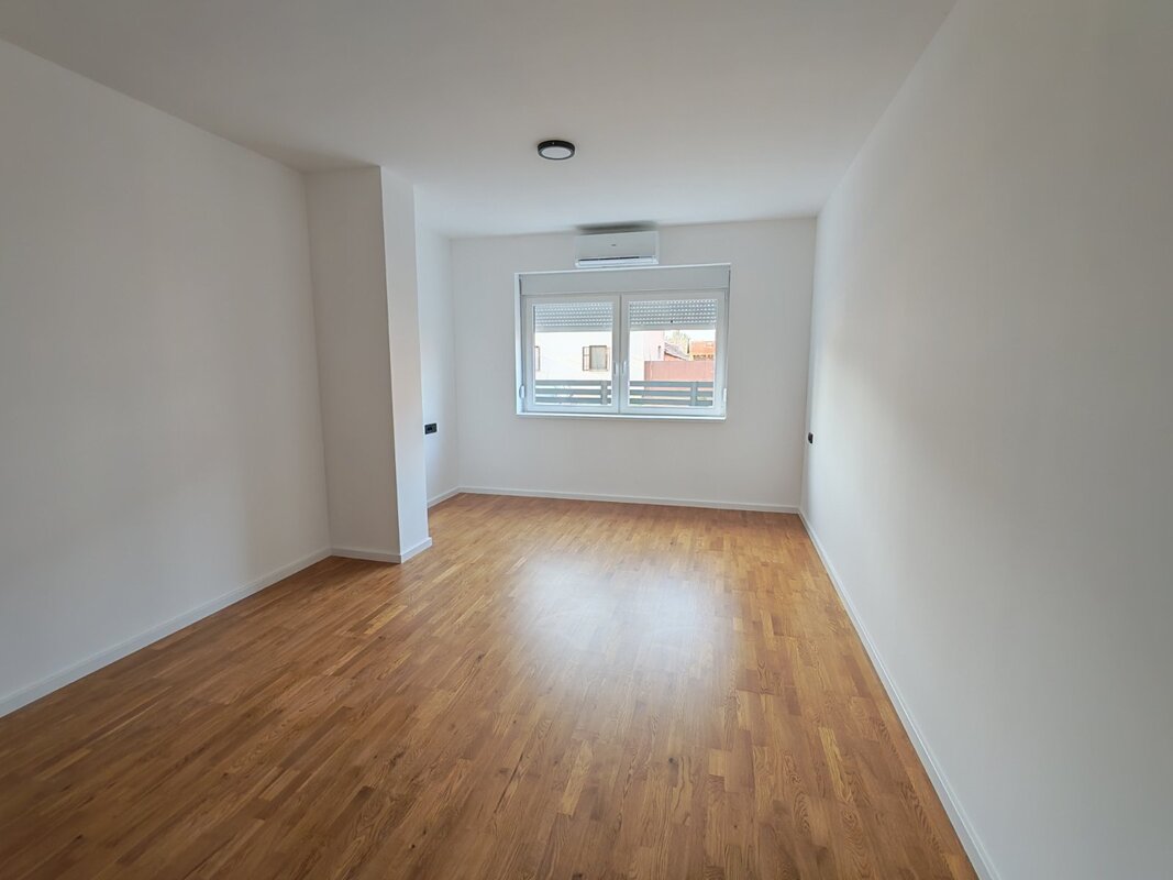 m2Gsigma nekretnine, Zrenjanin, Gradnulica, šestosobna kuća na prodaju, 2574