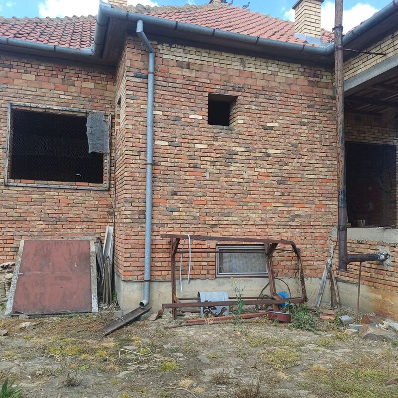 m2Gsigma nekretnine, Novi Bečej okolina, Kumane, više od šest soba kuća na prodaju, 2584