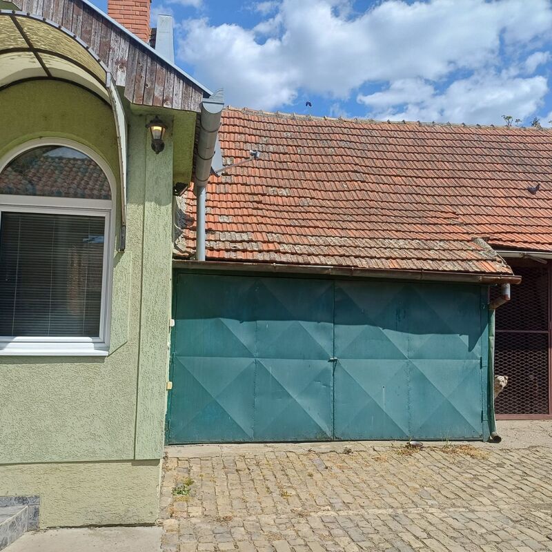 m2Gsigma nekretnine, Novi Bečej okolina, Kumane, više od šest soba kuća na prodaju, 2584