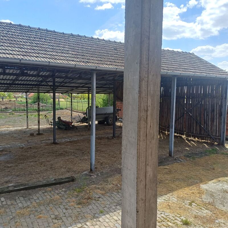 m2Gsigma nekretnine, Novi Bečej okolina, Kumane, više od šest soba kuća na prodaju, 2584