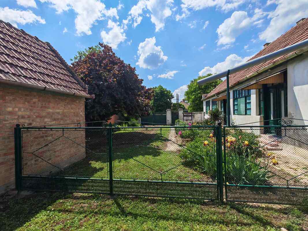 m2Gsigma nekretnine, Zrenjanin okolina, Elemir, troiposobna kuća na prodaju, 2601
