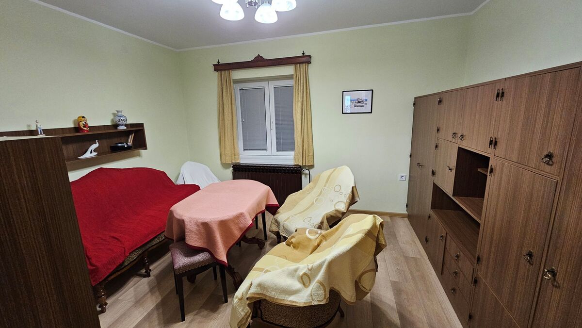 m2Gsigma nekretnine, Zrenjanin, Centar, trosobna kuća na prodaju, 2604