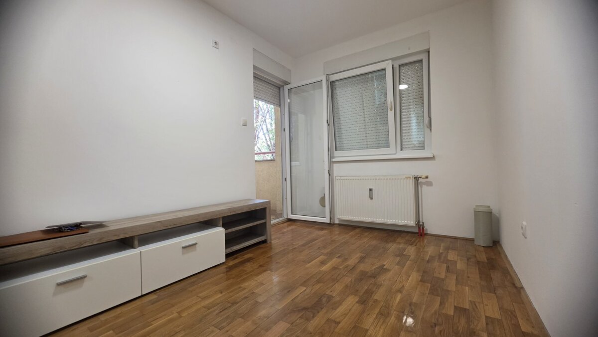 m2Gsigma nekretnine, Zrenjanin, Lesnina, jednoiposoban stan na prodaju, 2642