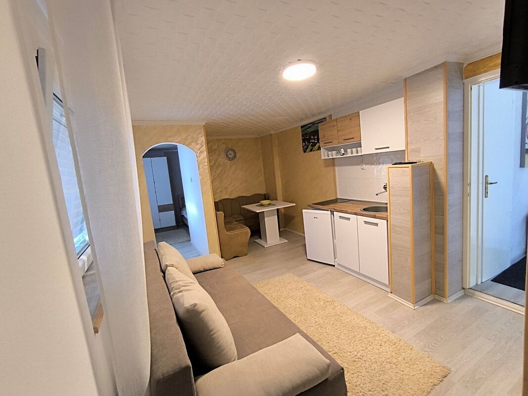 m2Gsigma nekretnine, Zlatibor okolina, Zlatibor, više od šest soba kuća na prodaju, 2644