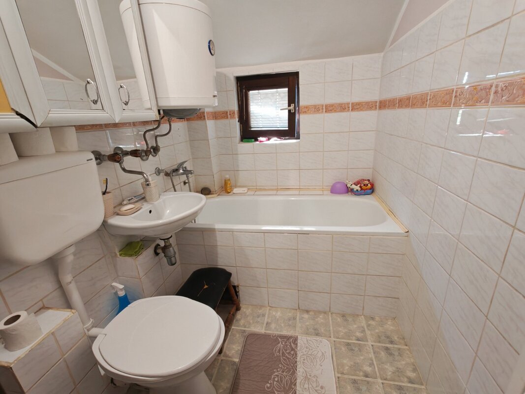 m2Gsigma nekretnine, Zrenjanin, Bagljaš, petosobna kuća na prodaju, 2664