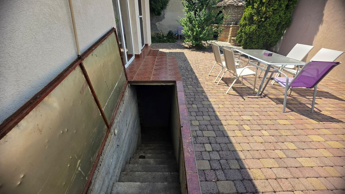 m2Gsigma nekretnine, Zrenjanin, Brigadira Ristića, četvorosobna kuća na prodaju, 2706